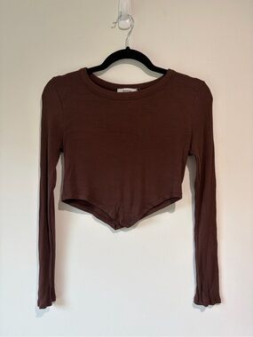 Hashttag Ribbed Long Sleeve Crop Top